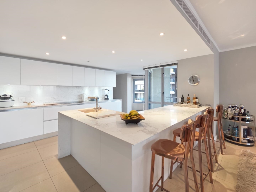 3 Bedroom Property for Sale in Mouille Point Western Cape